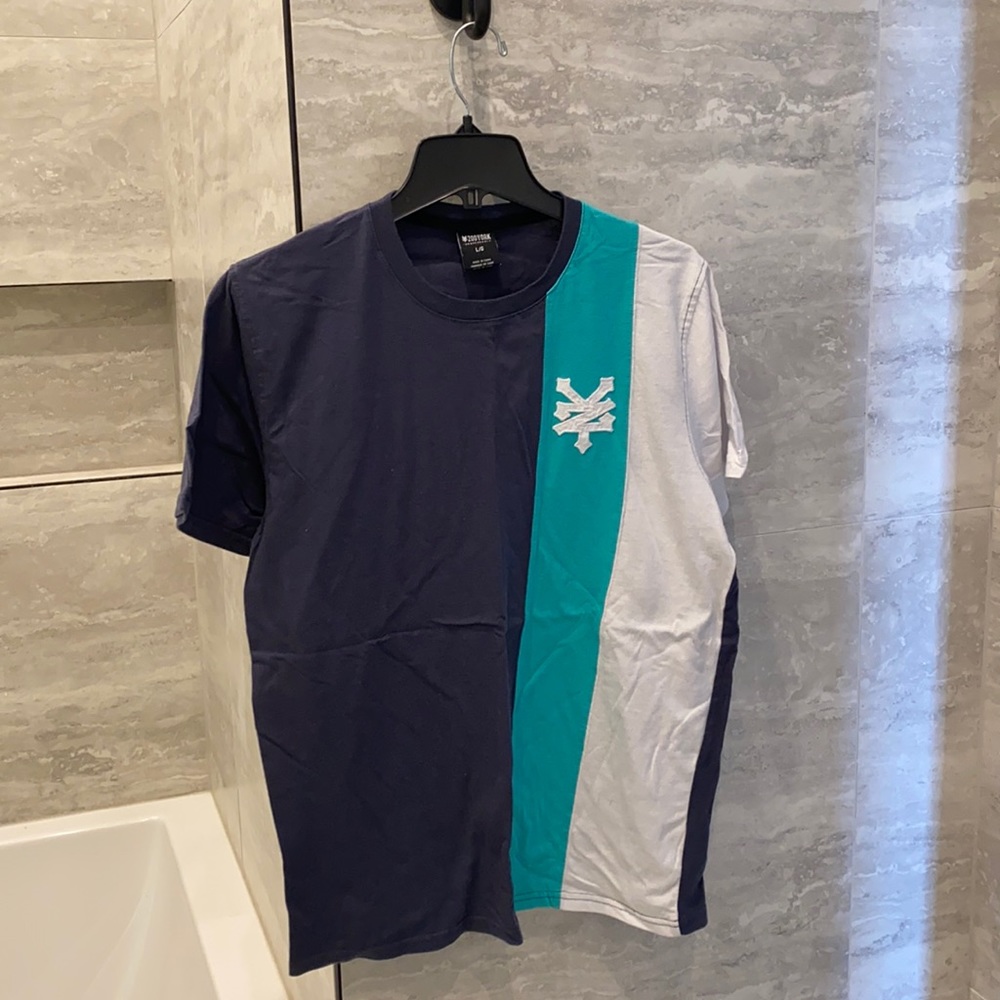 Men’s L T Shirt